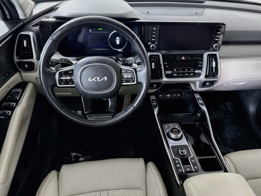 Certified 2023 Kia Sorento Hybrid SX Prestige SUV