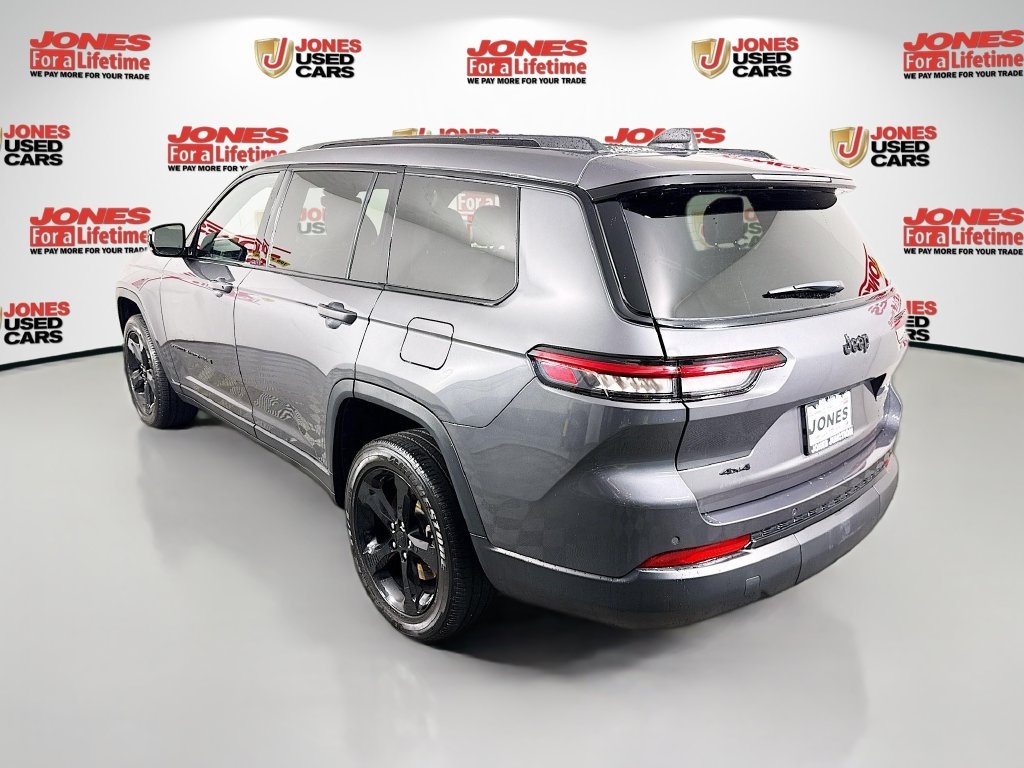 Used 2023 Jeep Grand Cherokee Altitude SUV