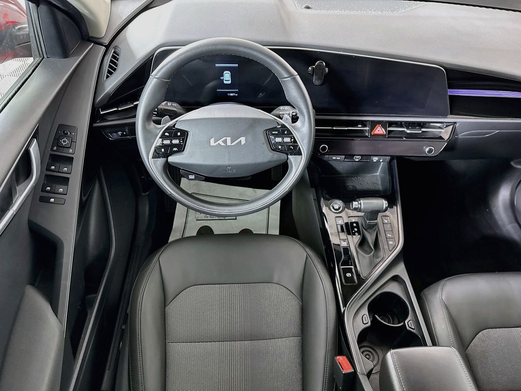 Used 2023 Kia Niro EX SUV