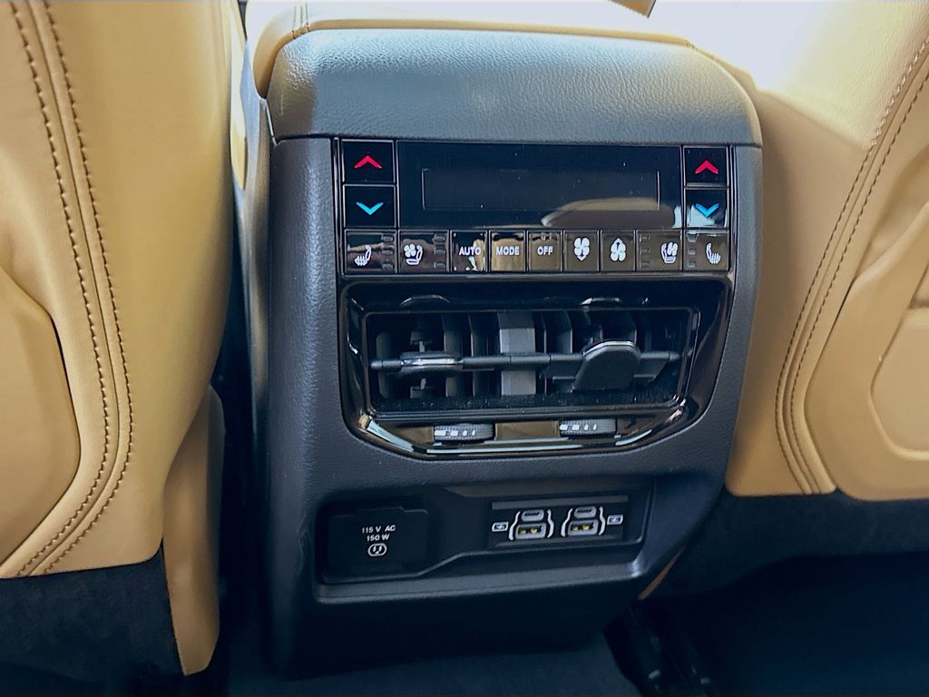 2025 Jeep Grand Cherokee Summit Reserve 4xe - Photo 29