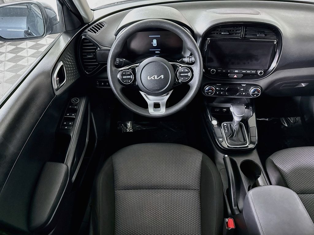 Used 2023 Kia Soul S Hatchback