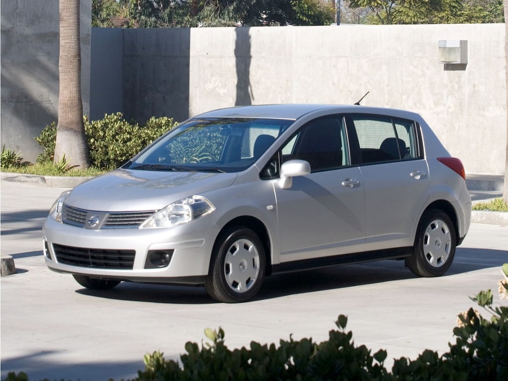 Used 2008 Nissan Versa 1.8 S Hatchback
