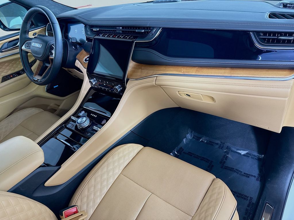 2025 Jeep Grand Cherokee Summit Reserve 4xe - Photo 34