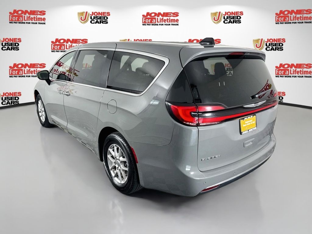 Certified 2025 Chrysler Pacifica Select Minivan/Van