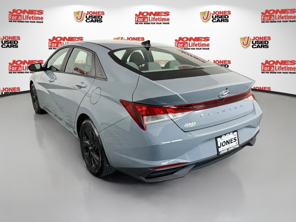 Used 2022 Hyundai Elantra SEL Sedan