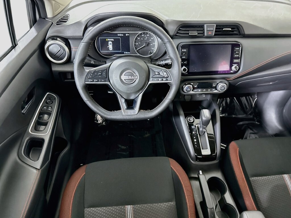 Certified 2025 Nissan Versa 1.6 SR Sedan