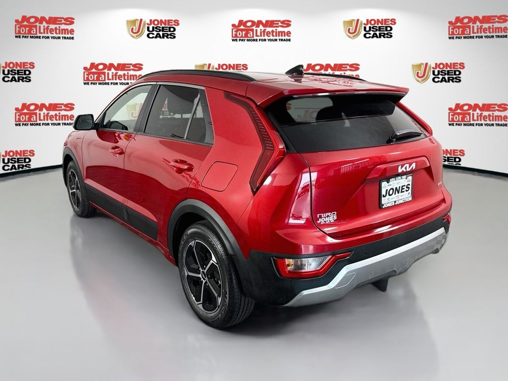 Used 2023 Kia Niro EX SUV