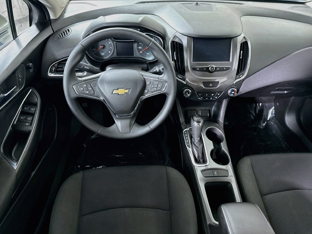 Used 2017 Chevrolet Cruze LT Sedan