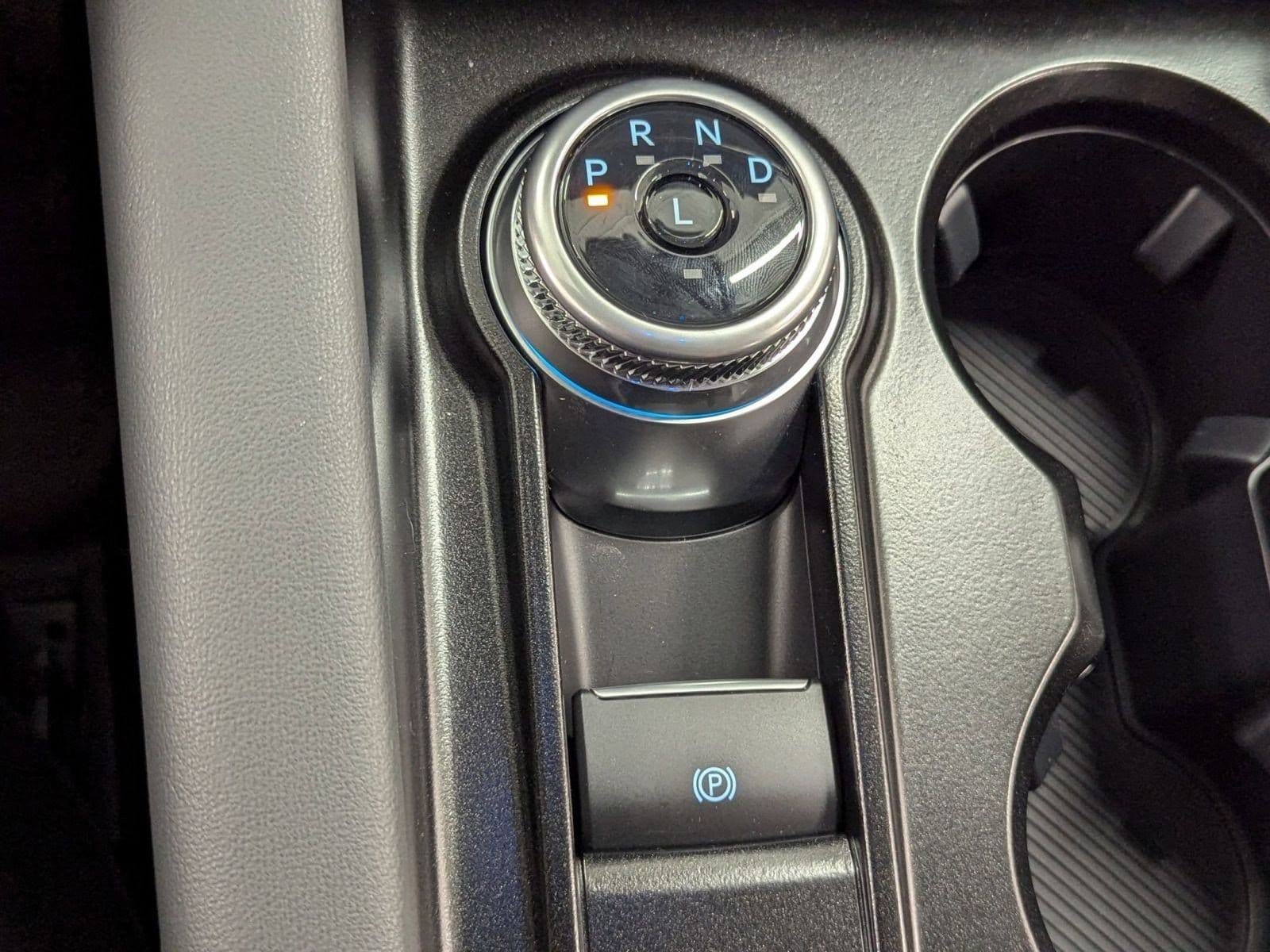 2026 Ford Explorer Active - Photo 13