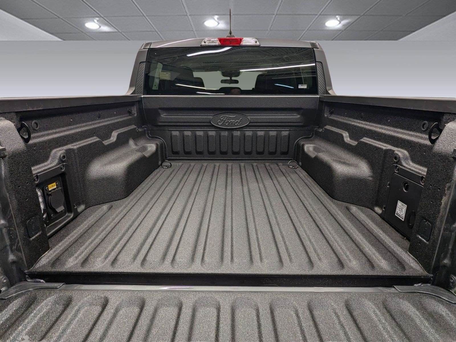 2026 Ford Maverick XLT - Photo 36