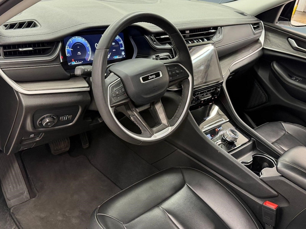 Used 2023 Jeep Grand Cherokee L Limited SUV