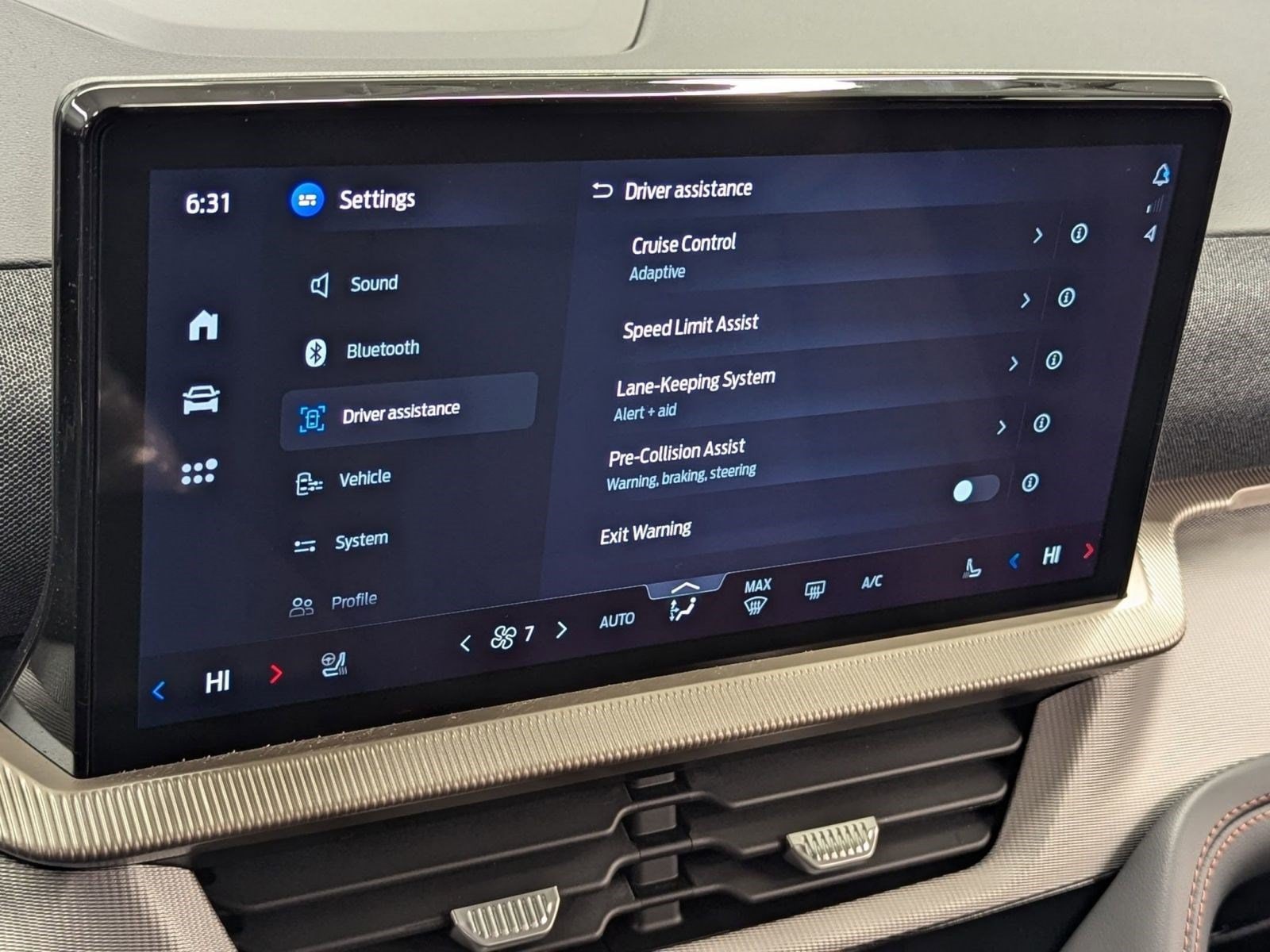 2026 Ford Explorer Active - Photo 27