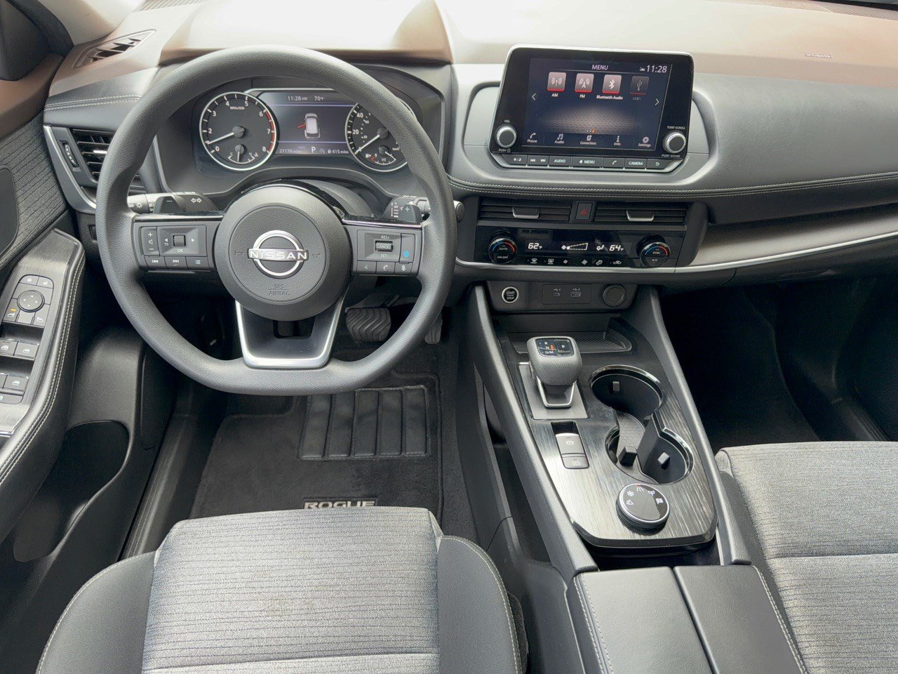2023 Nissan Rogue SV - Photo 17