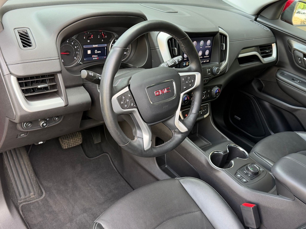 Used 2024 GMC Terrain SLT SUV