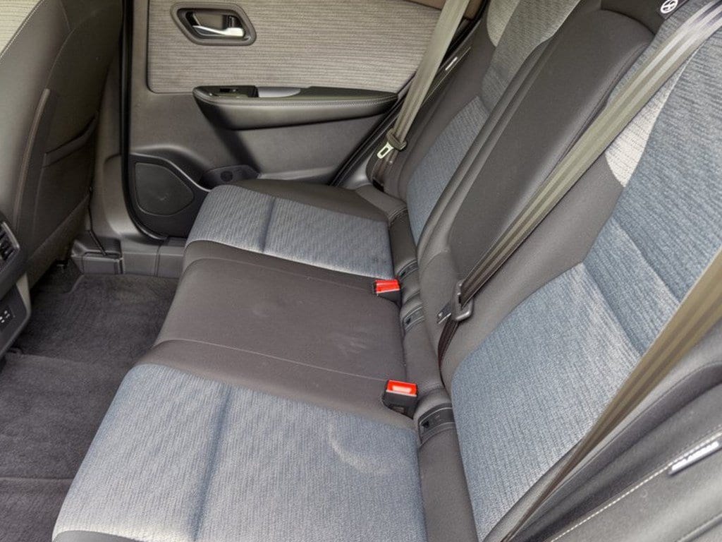 2023 Nissan Rogue SV - Photo 25
