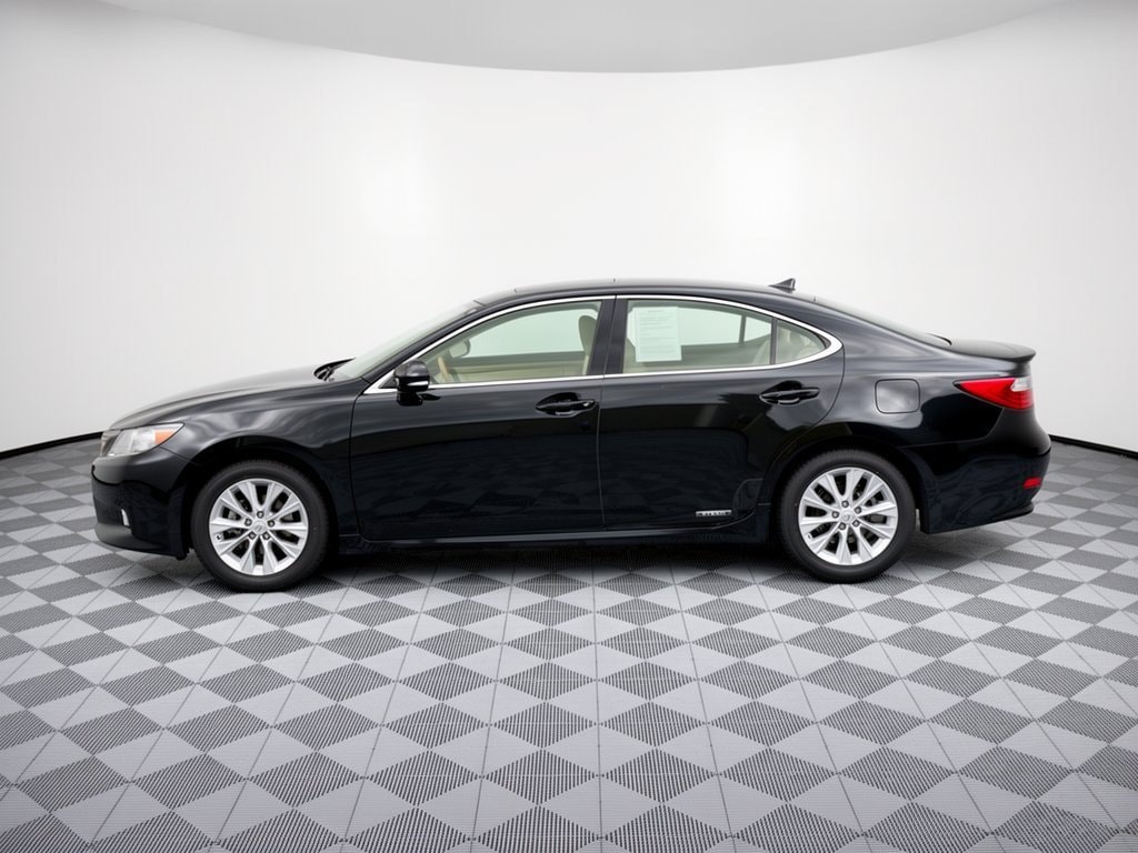 Used 2013 Lexus ES 300h Sedan