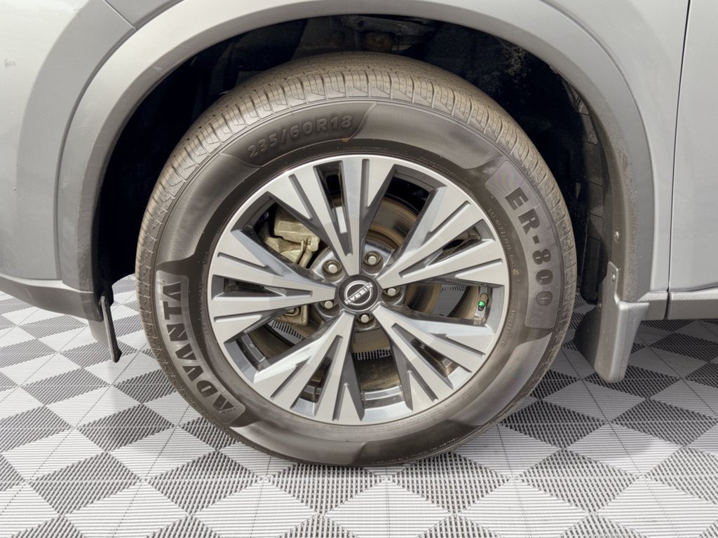 2023 Nissan Rogue SV - Photo 13