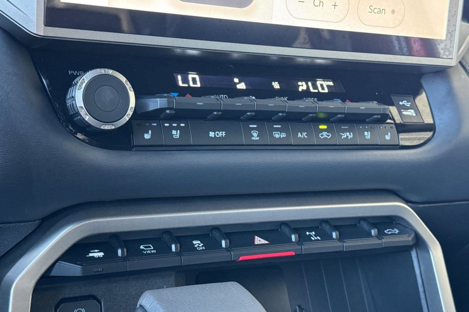 2026 Toyota Tundra Platinum - Photo 18