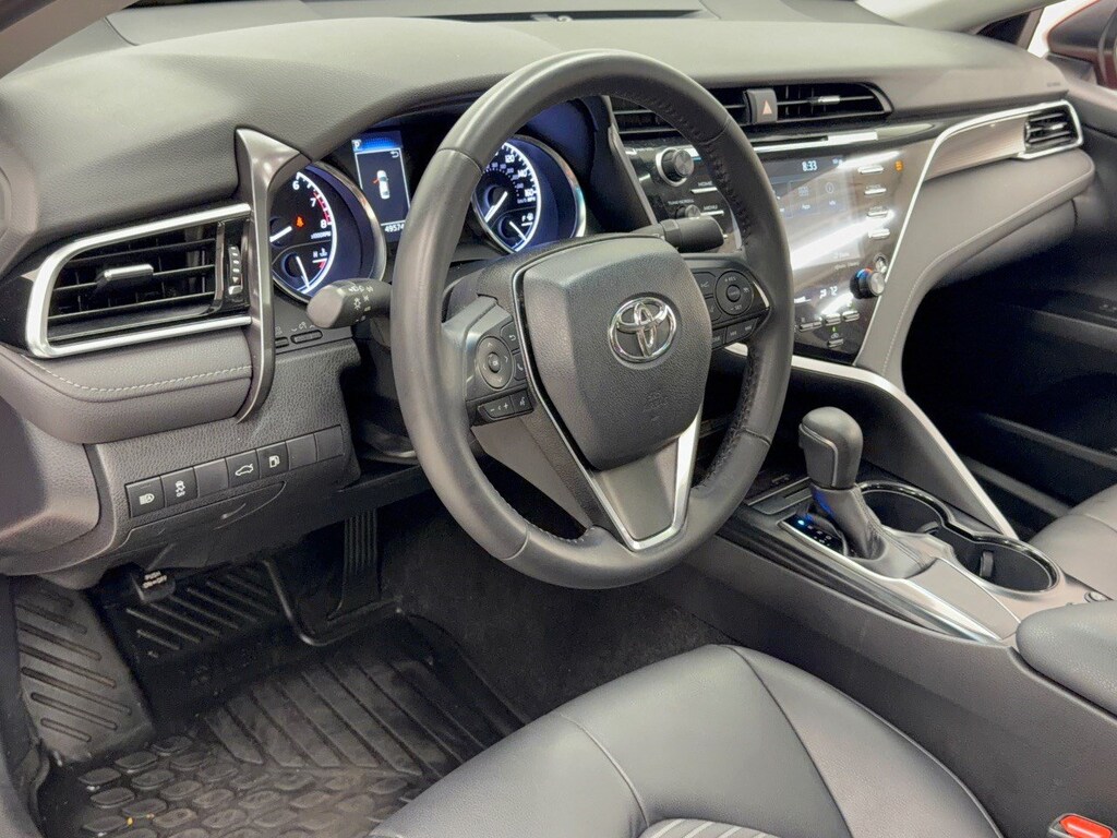 Used 2018 Toyota Camry SE SE Auto