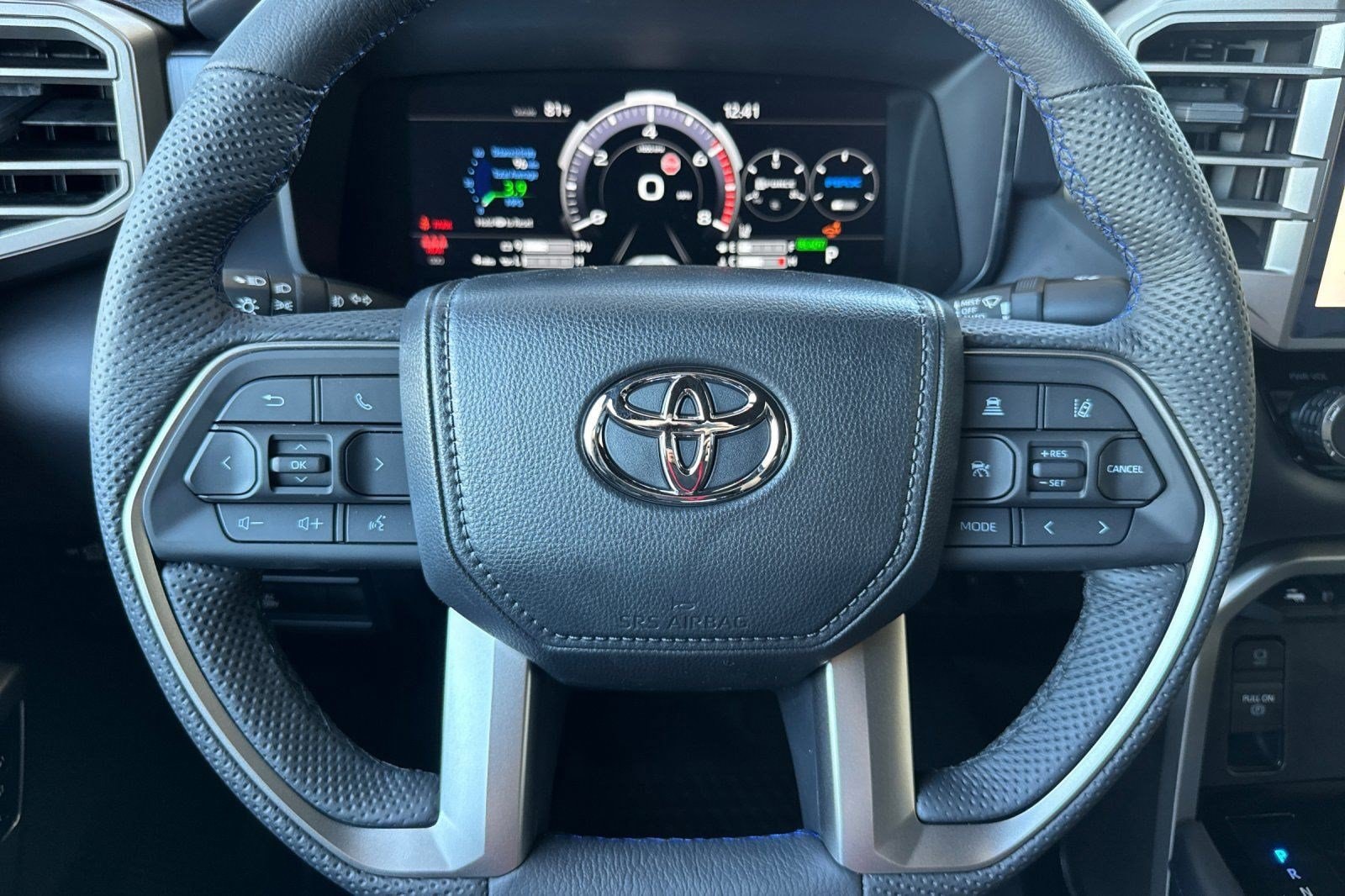 2026 Toyota Tundra Platinum - Photo 11