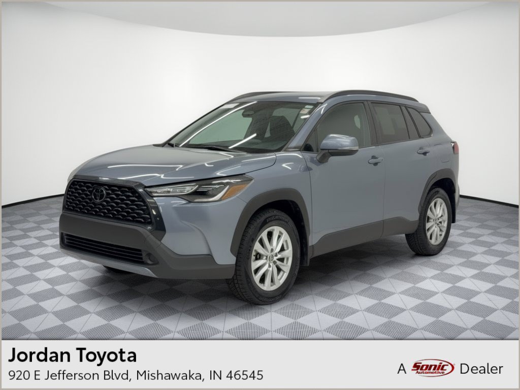Used 2023 Toyota Corolla Cross LE LE 4WD