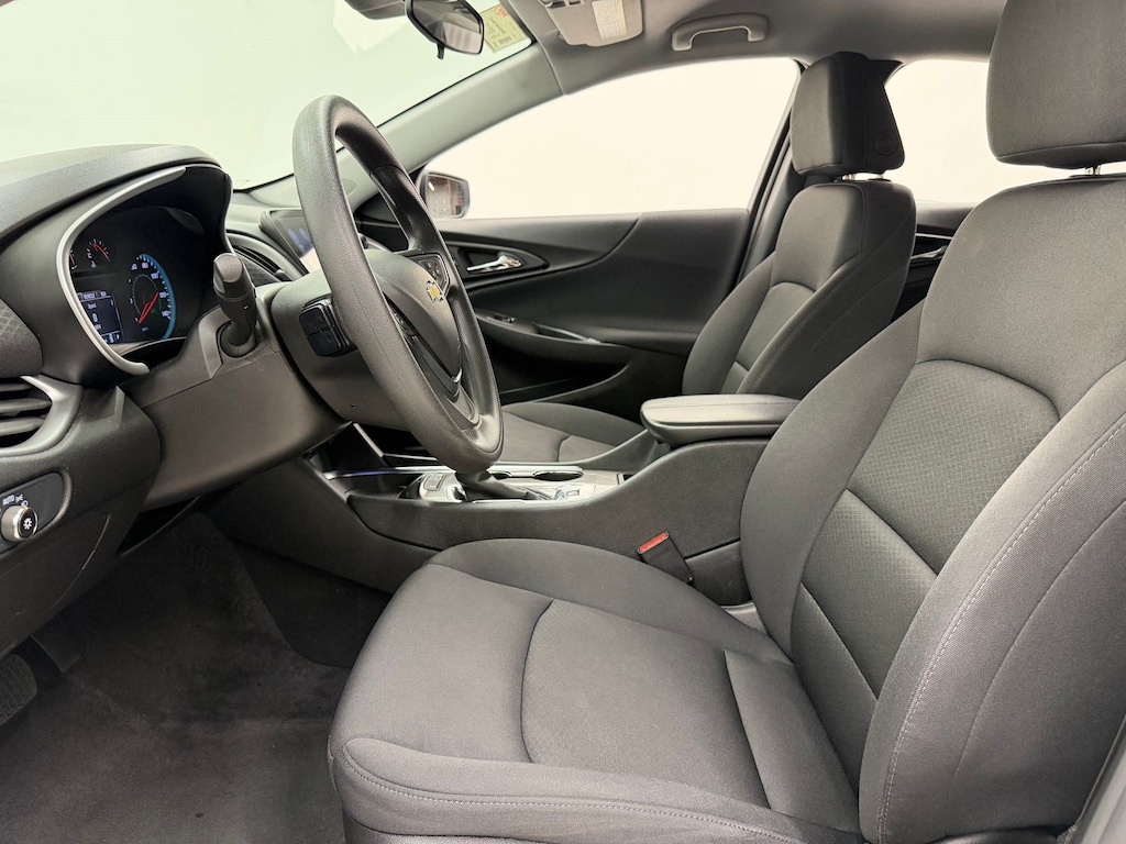 Used 2024 Chevrolet Malibu LT Sedan