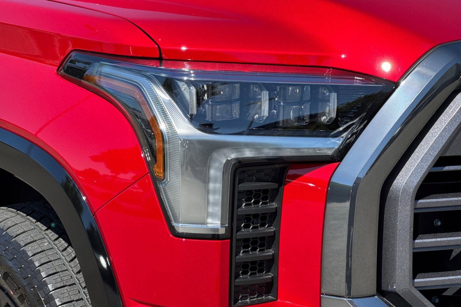 2026 Toyota Tundra Platinum - Photo 12