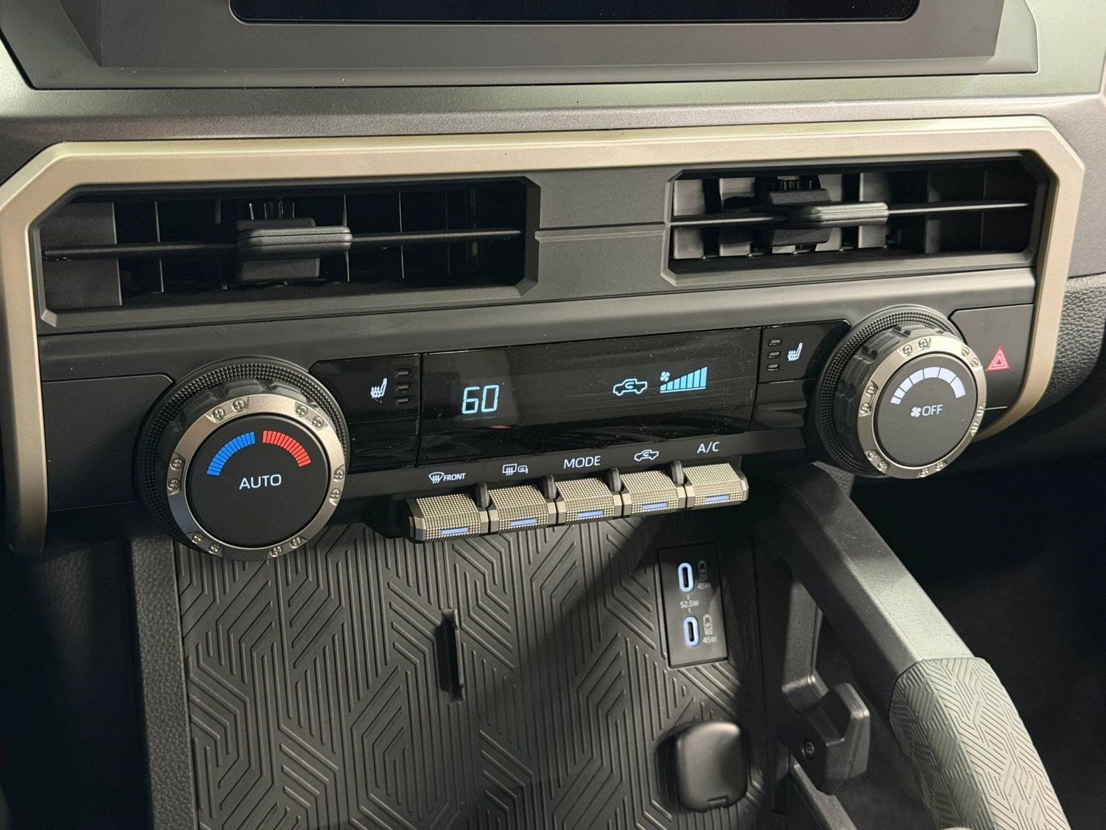 2026 Toyota Tacoma TRD Sport - Photo 17