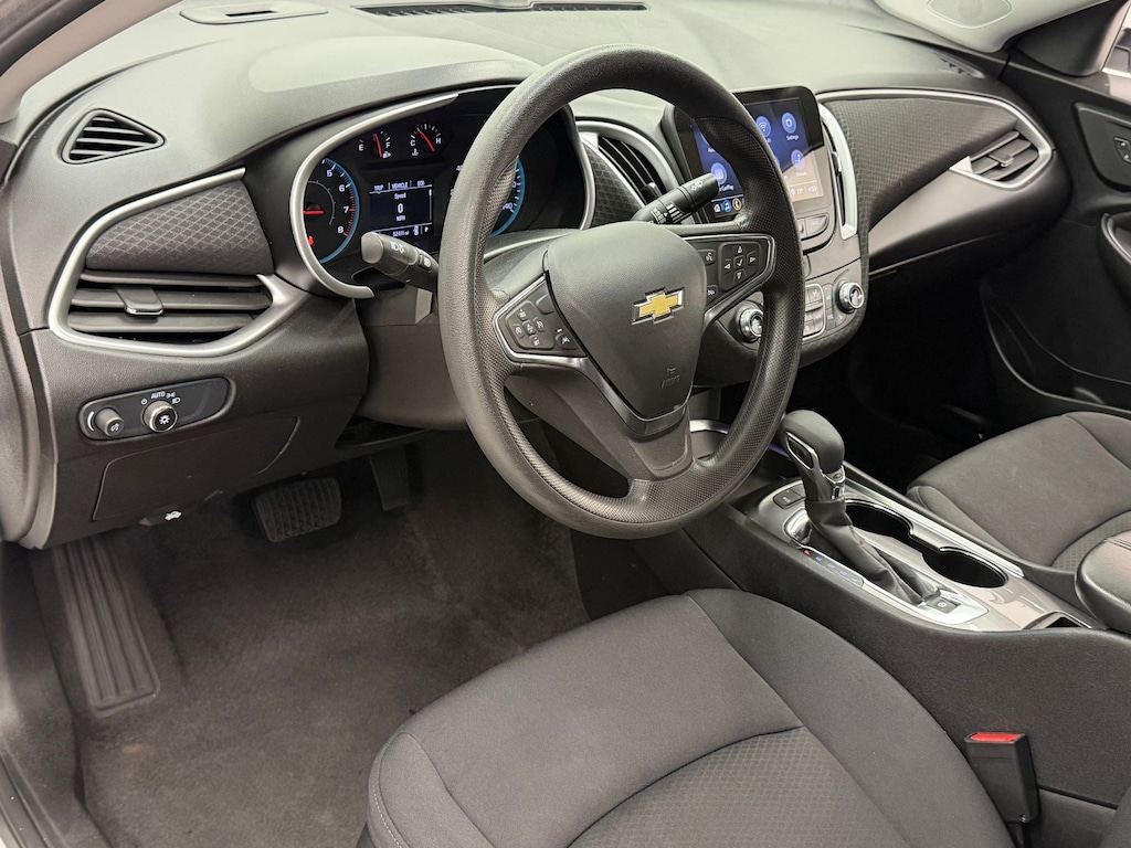 Used 2024 Chevrolet Malibu LT Sedan
