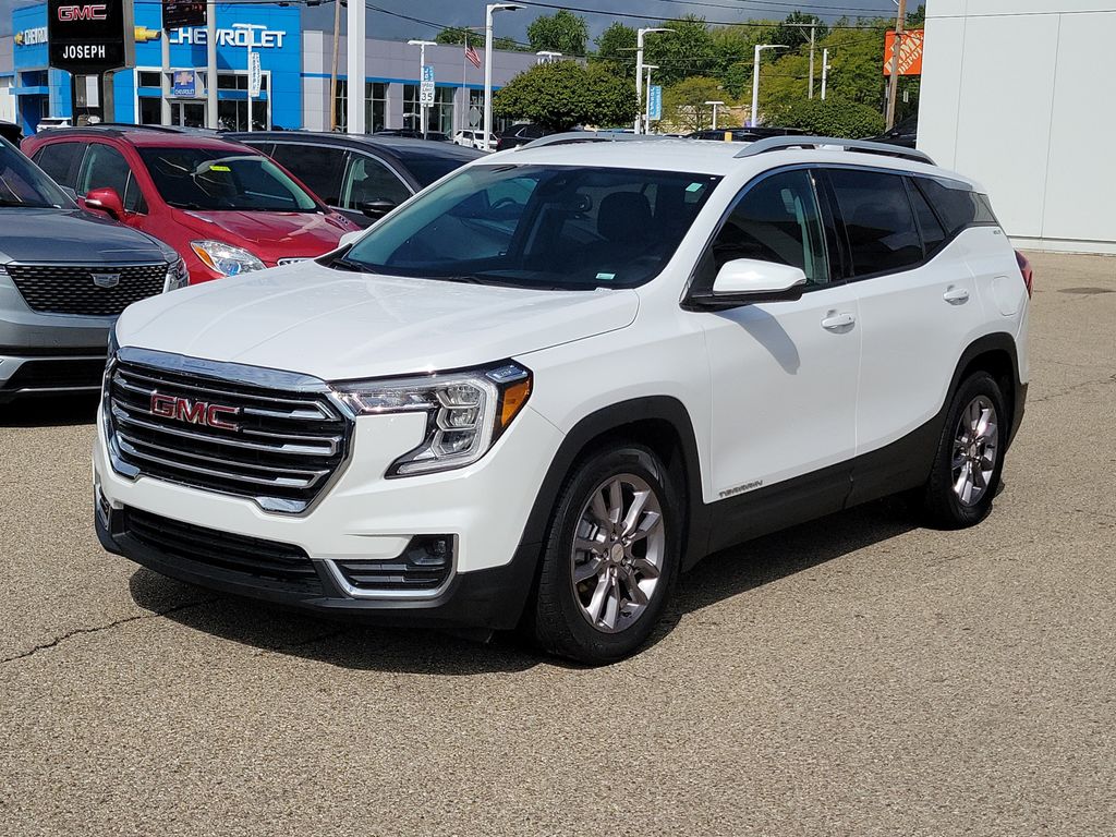 Used 2024 GMC Terrain SLT SUV