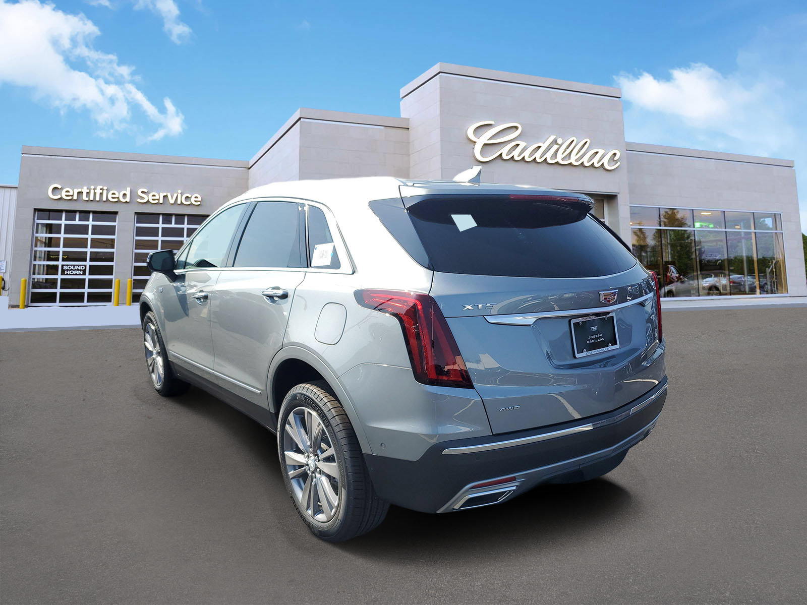 New 2026 CADILLAC XT5 Premium Luxury SUV