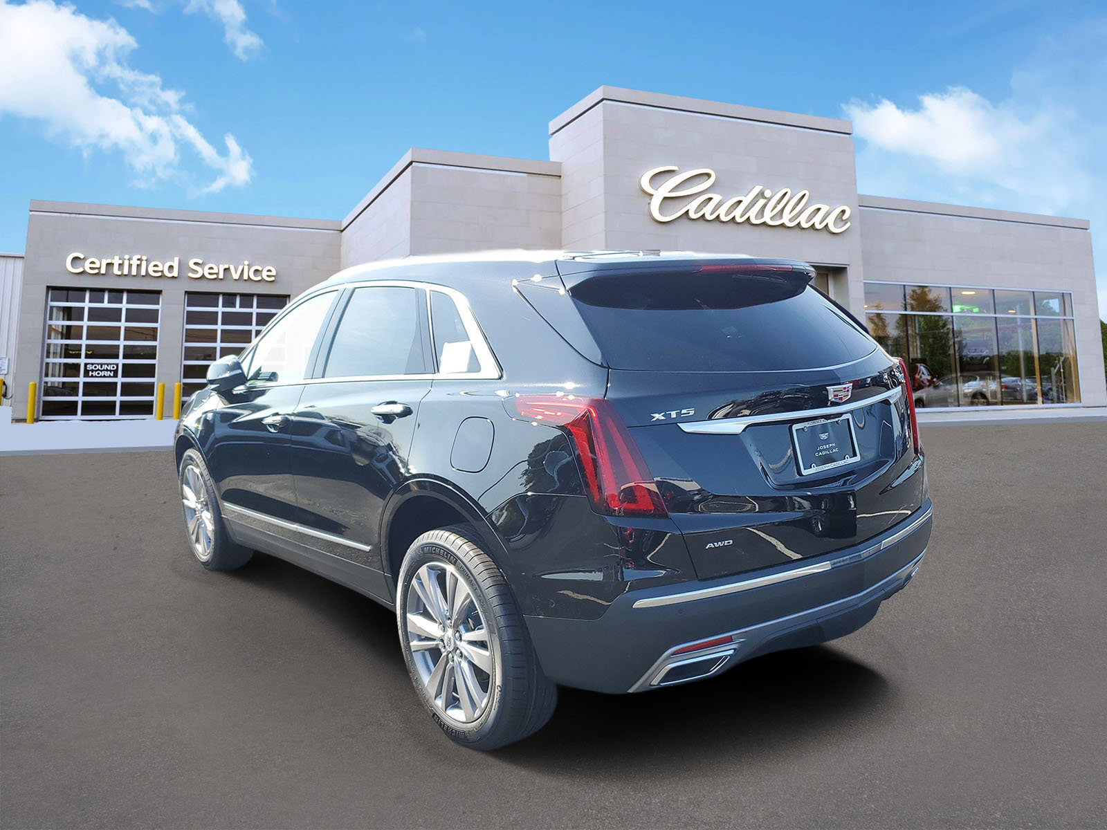 New 2026 CADILLAC XT5 Premium Luxury SUV