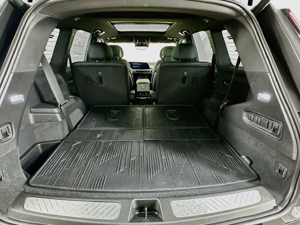 2026 Cadillac VISTIQ Luxury - Photo 32
