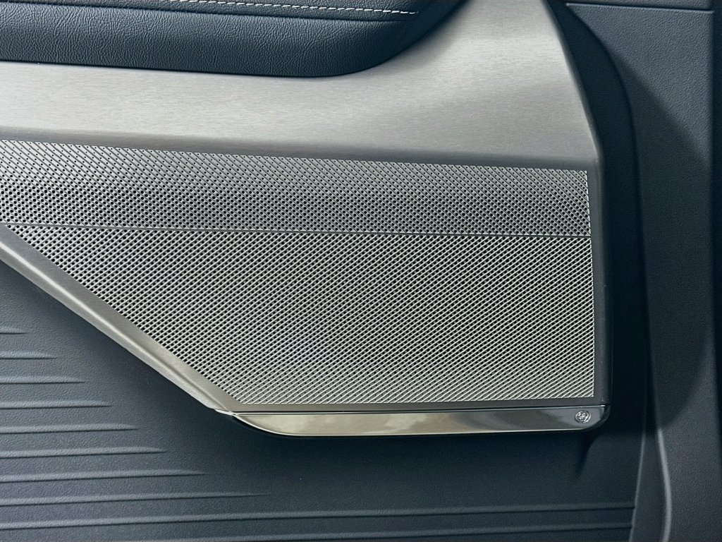 2026 Cadillac VISTIQ Luxury - Photo 23