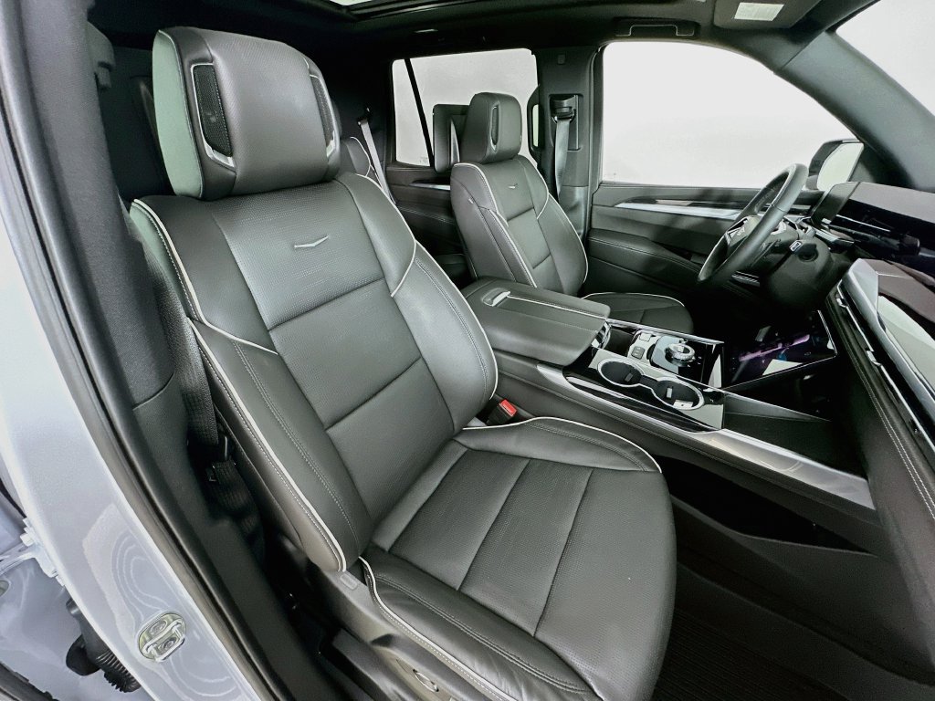 2026 Cadillac Escalade Sport - Photo 39