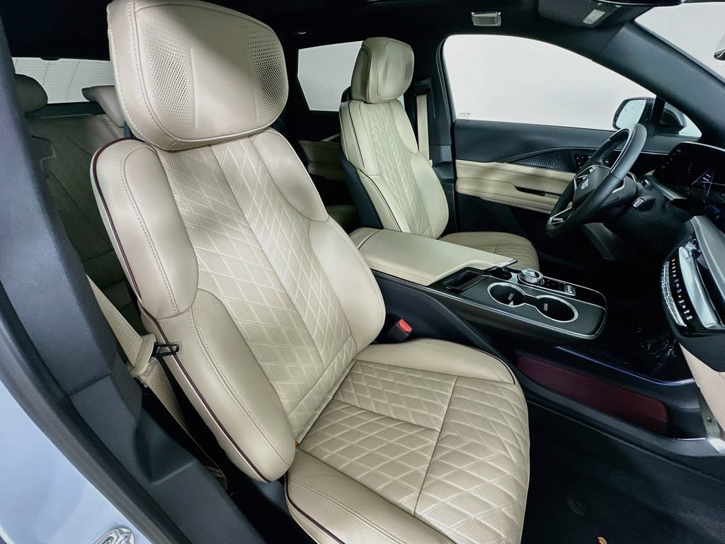 2026 Cadillac LYRIQ Signature Luxury - Photo 36