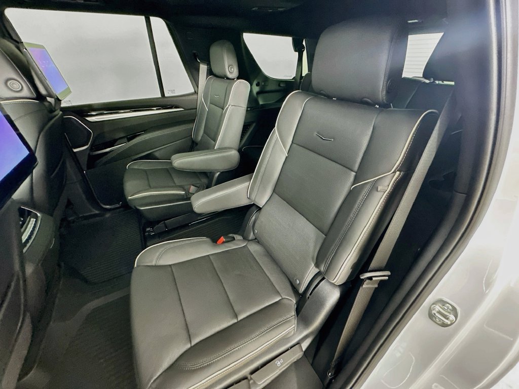 2026 Cadillac Escalade Sport - Photo 32