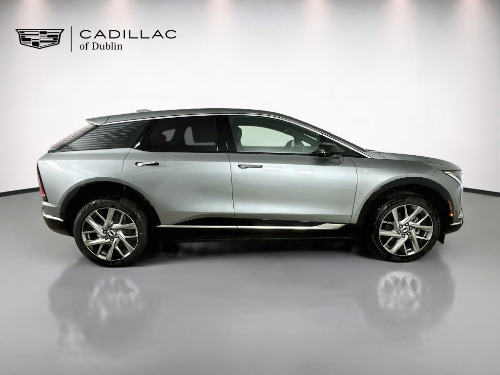 New 2027 CADILLAC OPTIQ Luxury SUV