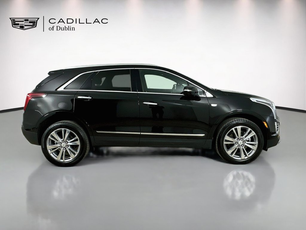 New 2026 CADILLAC XT5 Premium Luxury SUV
