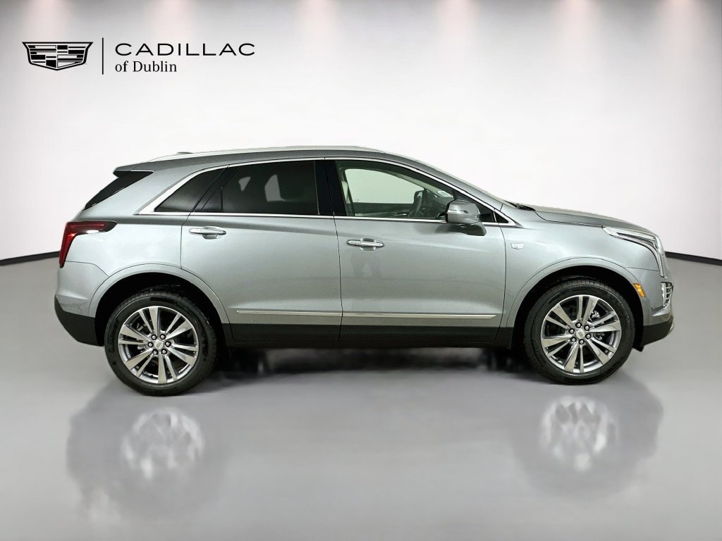 New 2026 CADILLAC XT5 Premium Luxury SUV