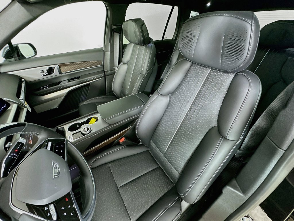 2026 Cadillac VISTIQ Luxury - Photo 26
