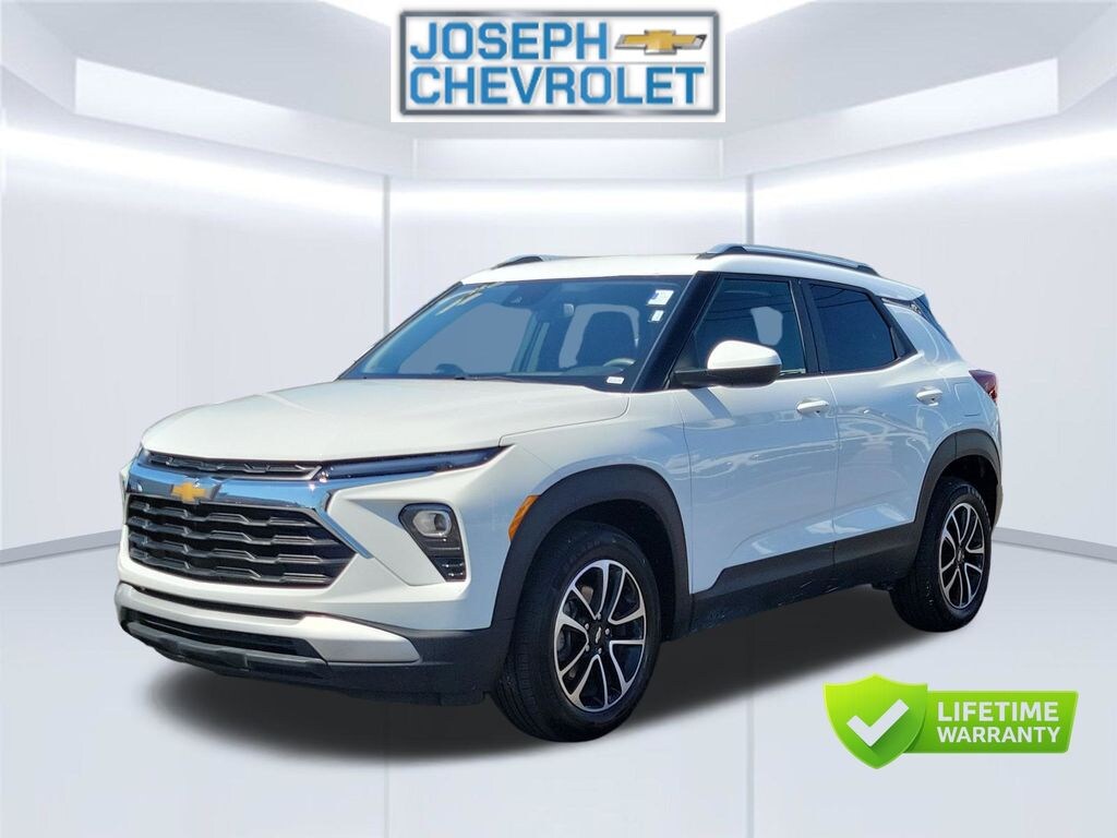 Used 2025 Chevrolet Trailblazer LT SUV