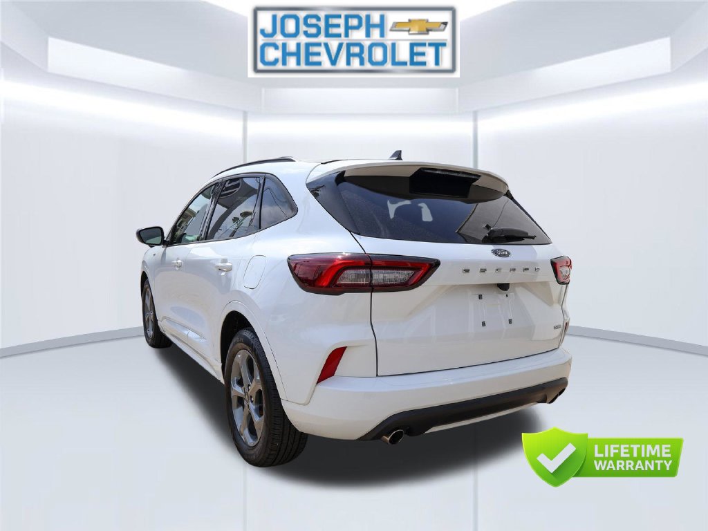 Used 2023 Ford Escape Hybrid ST-Line SUV
