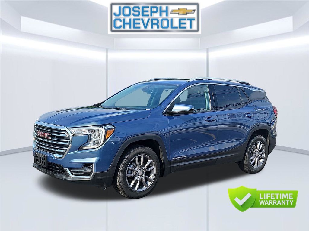 Used 2024 GMC Terrain SLT SUV