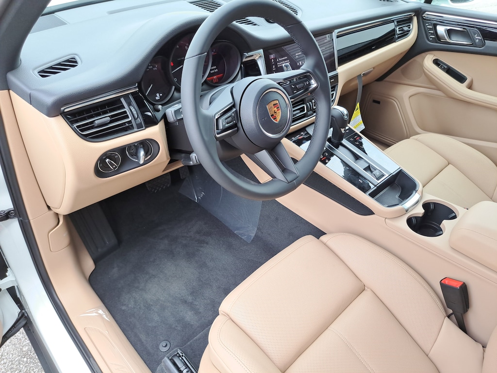 Used 2026 Porsche Macan SUV