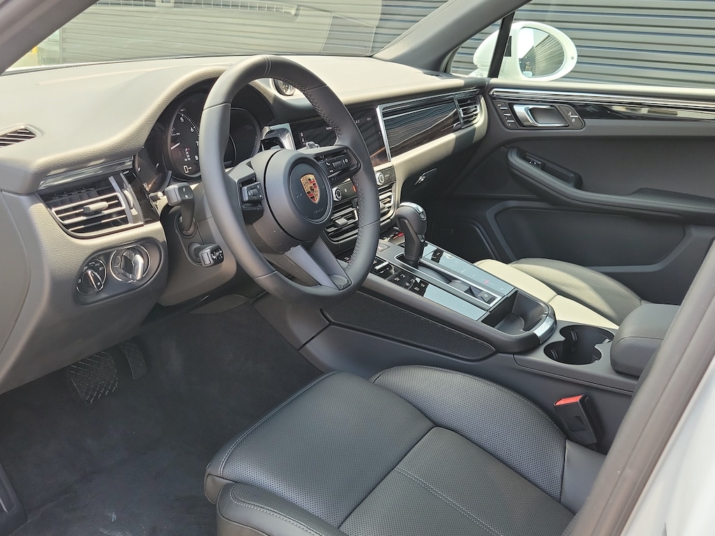 Used 2026 Porsche Macan SUV