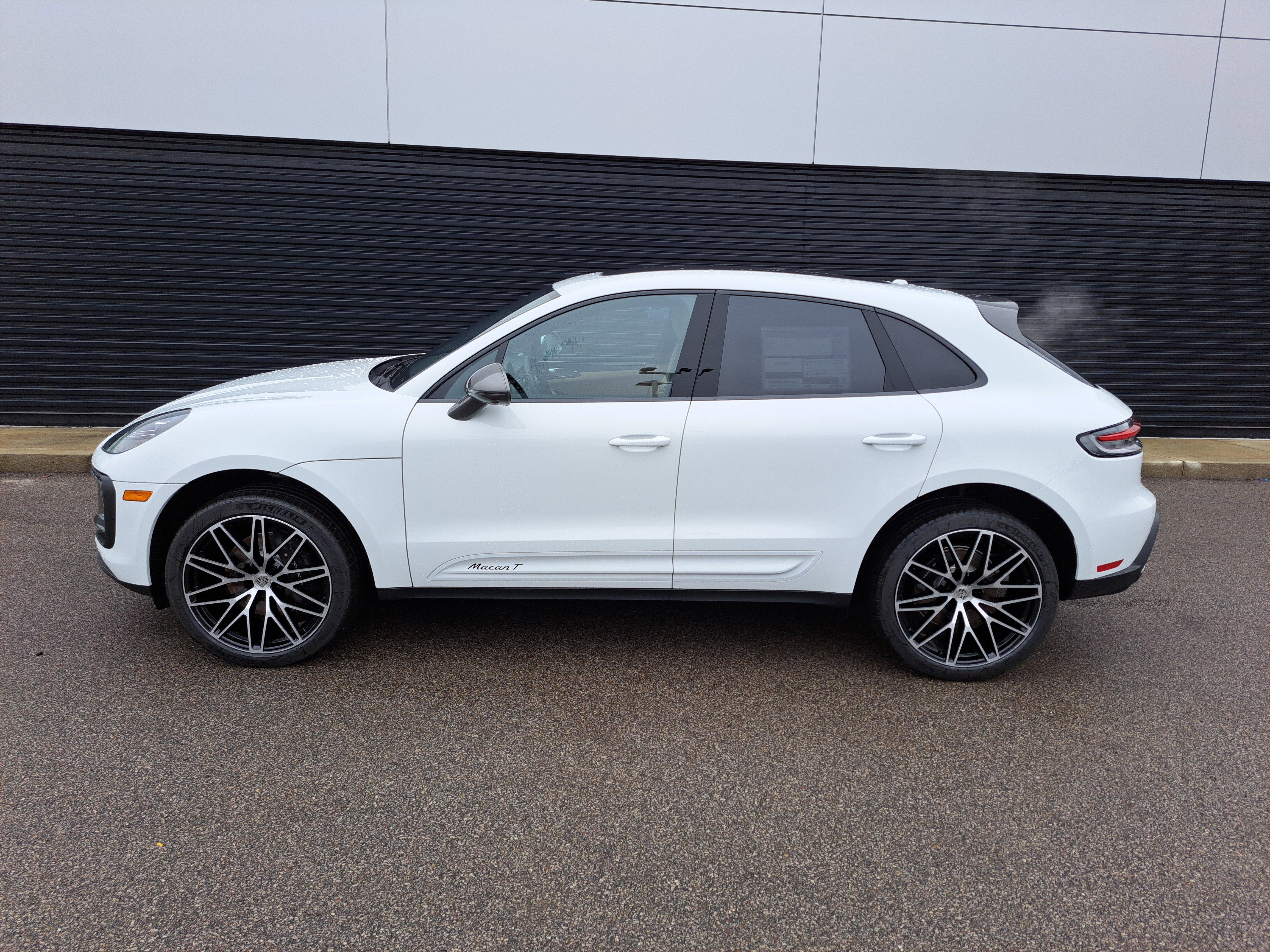 Used 2026 Porsche Macan T T SUV