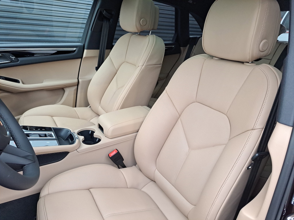 Used 2026 Porsche Macan SUV