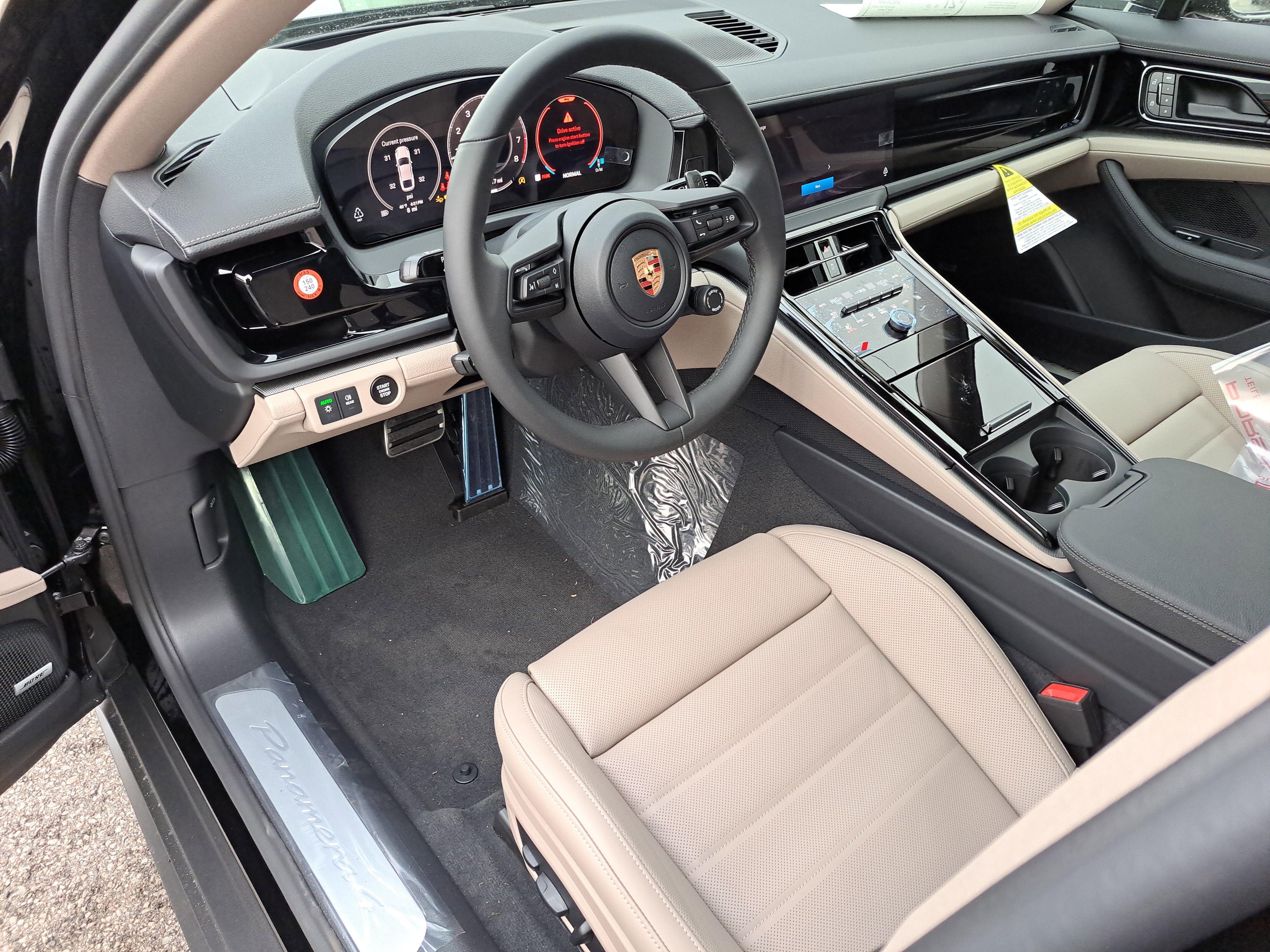 New 2026 Porsche Panamera 4 Hatchback