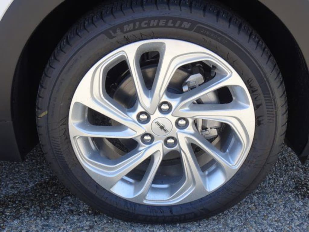 New 2027 Chevrolet Bolt EV LT SUV